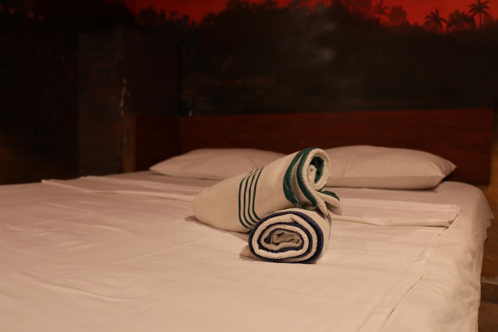 Motel Acapulco Erywań Zewnętrze zdjęcie