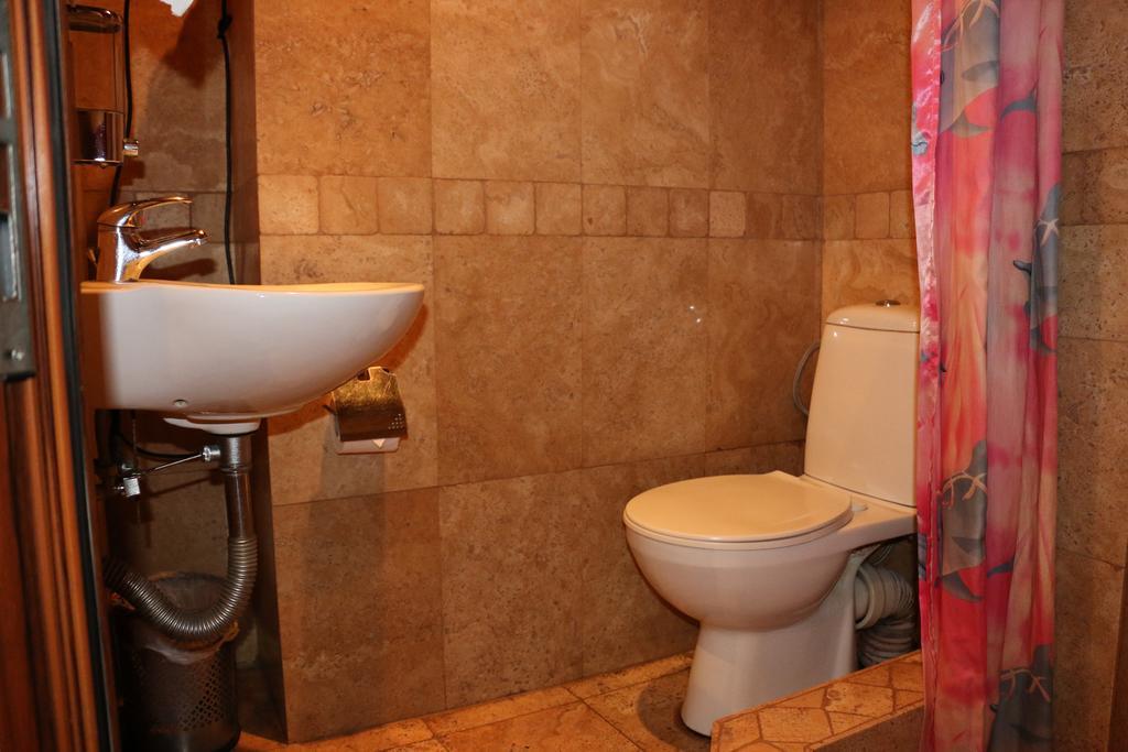 Motel Acapulco Erywań Zewnętrze zdjęcie